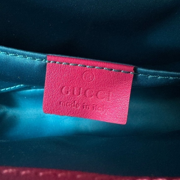 Gucci GG Marmont Fuchsia Velvet Embellished Crossbody Bag – Rare Limited Edition - Picture 10 of 16